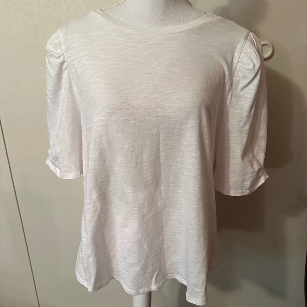 Carly Jean Los Angeles puffed sleeve classic white tee, size XL CJLA T-shirt